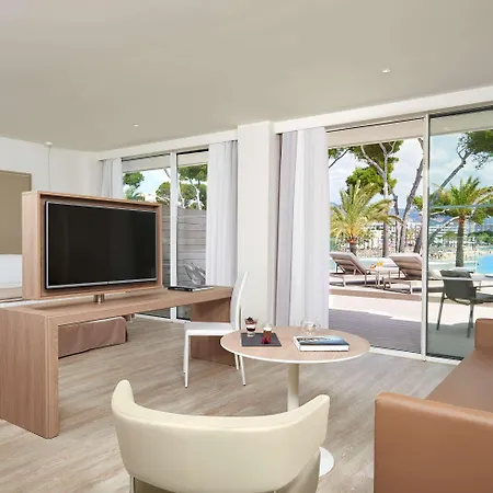 Melia Calvia